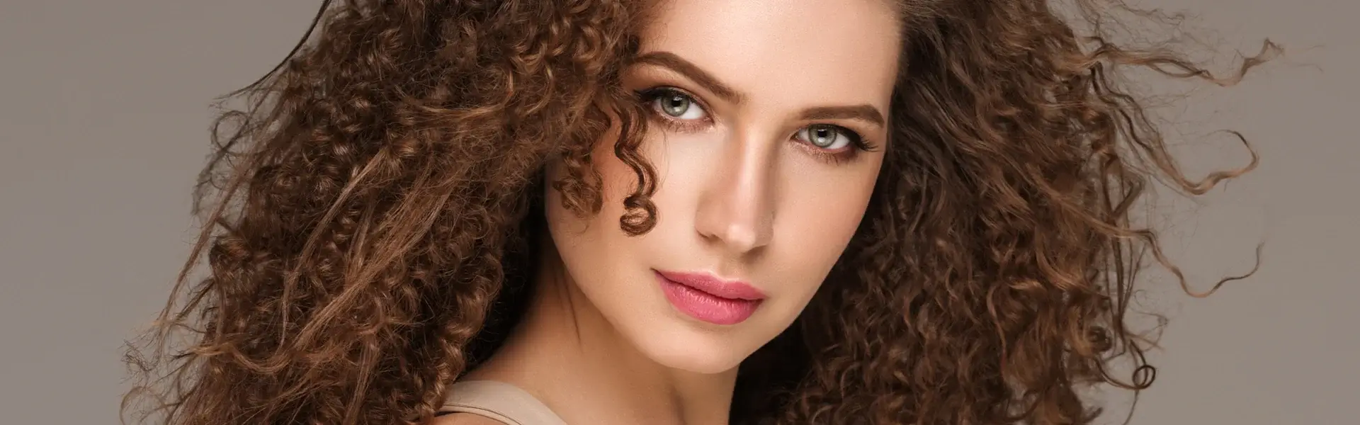 פתיחת תלתלים שיער