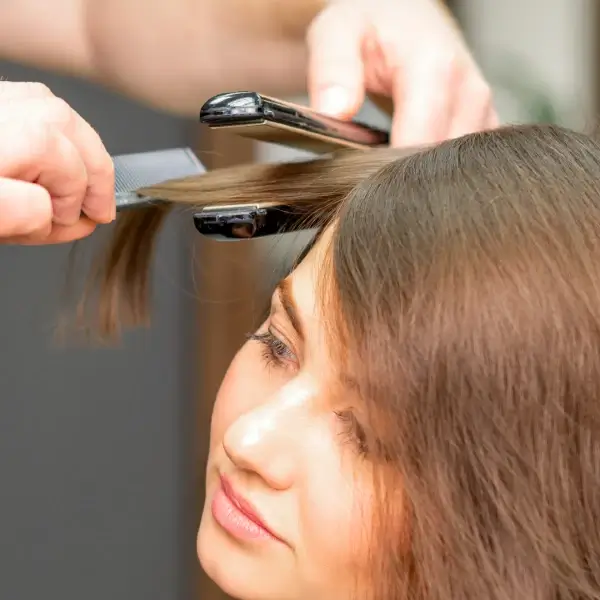 מחליקי שיער מומלצים: הדרך לשיער חלק ומושלם