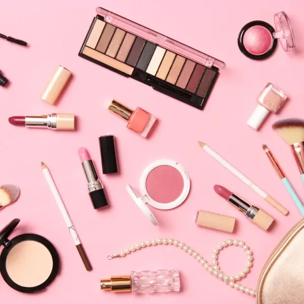 5 מוצרי איפור ששינו את חיינו