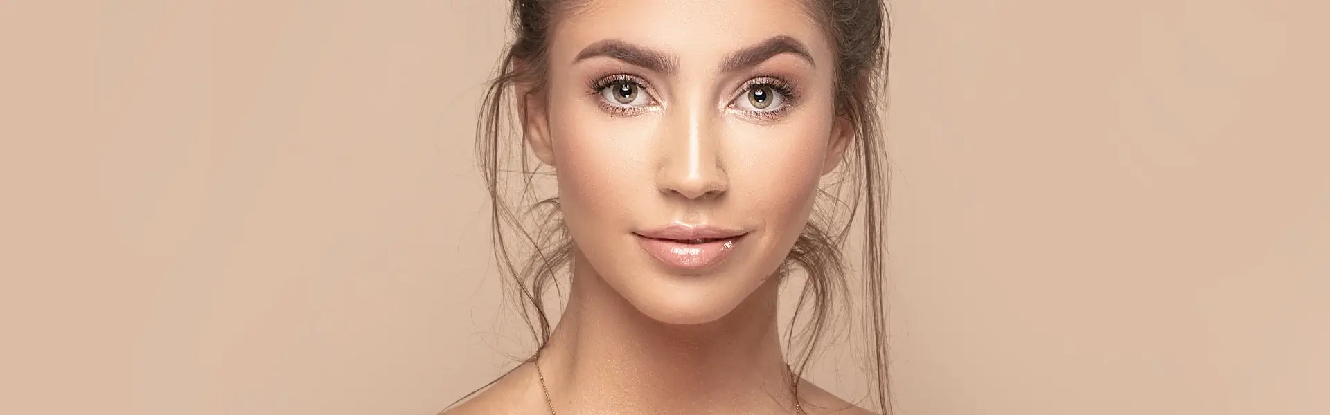 יפה באופן טבעי בתור נערה