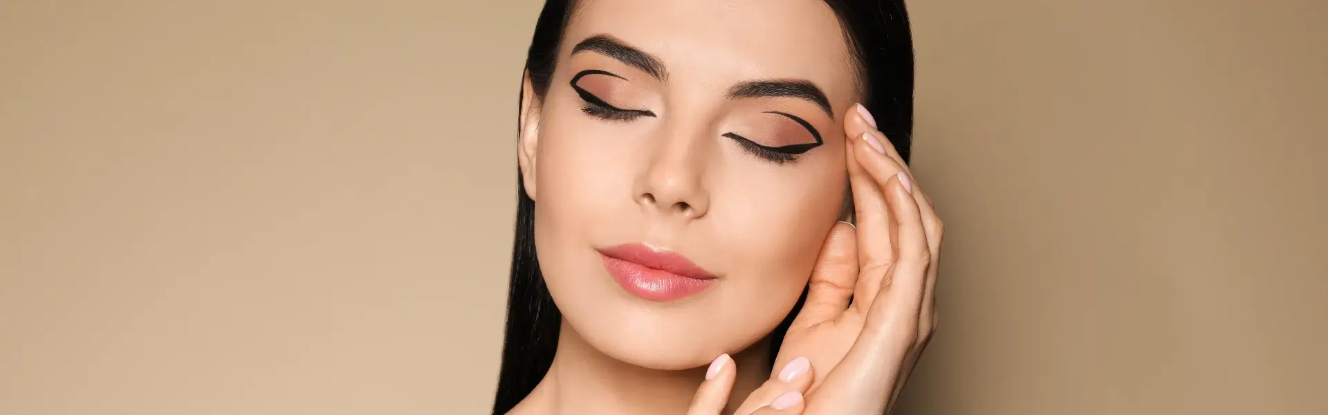 איך לגרום לאייליינר להיראות רך