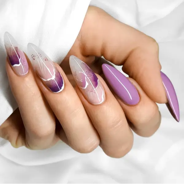 איך לטפח ציפורניים ארוכות?