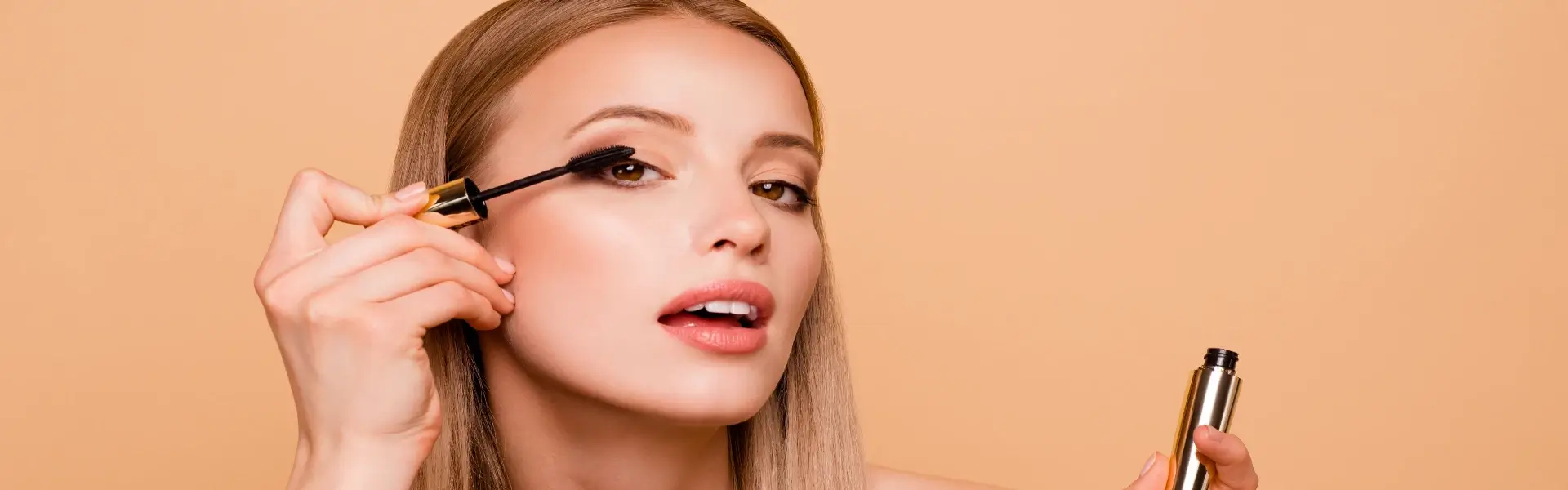 איך להשתמש במסקרה כהלכה