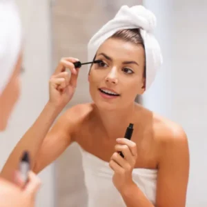 מהי מסקרה חומה מומלצת?