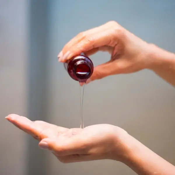 כיצד להכין שמפו רוזמרין קסטיל ביתי?