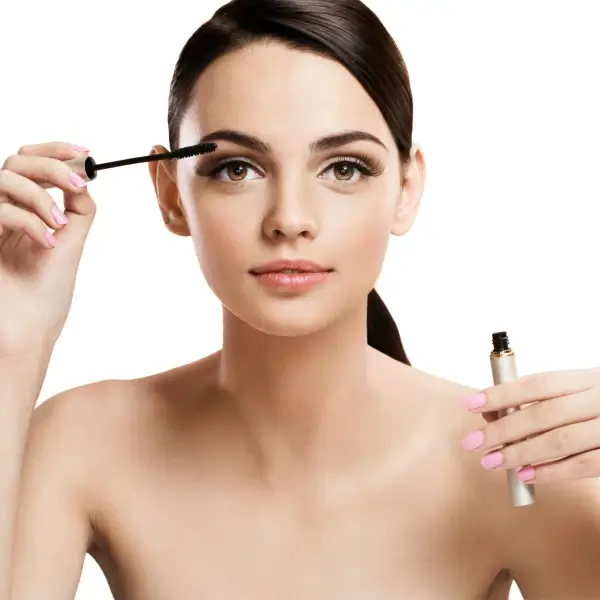 איך למצוא את האייליינר המתאים לסוג העין שלך?