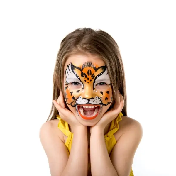 צבעי פנים לילדים כיצד להפוך לאמן בבית