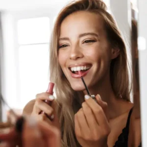 קורס איפור למתחילות: טיפים, טריקים והמלצות למראה חדש