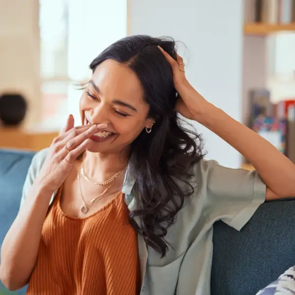 איפור מיוחד לערב: טכניקות וסגנונות להופעה מרשימה
