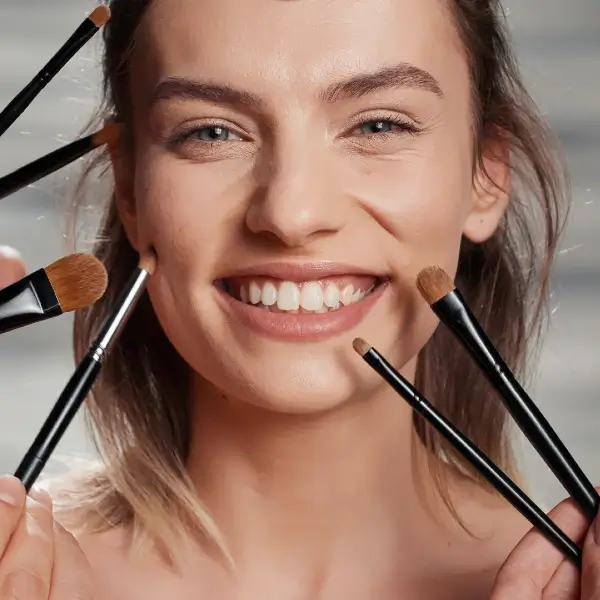 טרנדים חדשים בעולם האיפור לשנת 2024