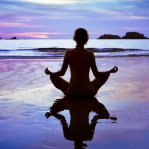 לחיות ברגע: מדיטציה ככלי להתמודדות עם החיים המודרניים