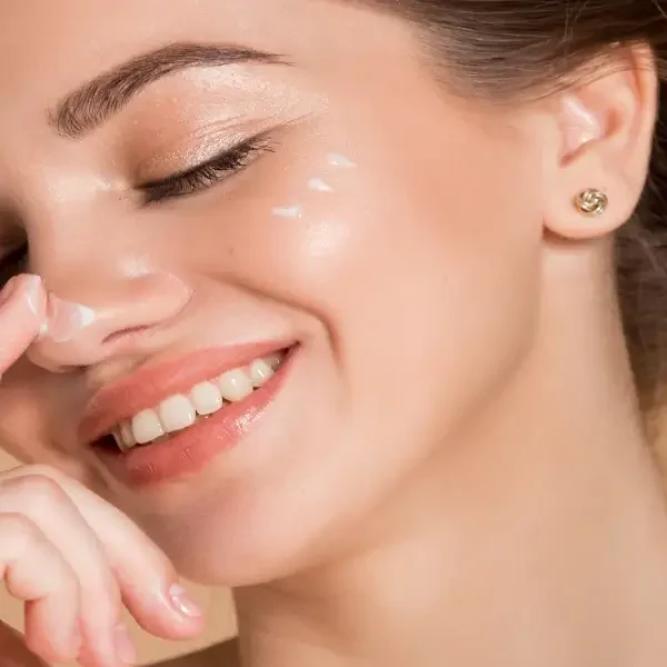 איך להיראות צעירה בעשר שנים